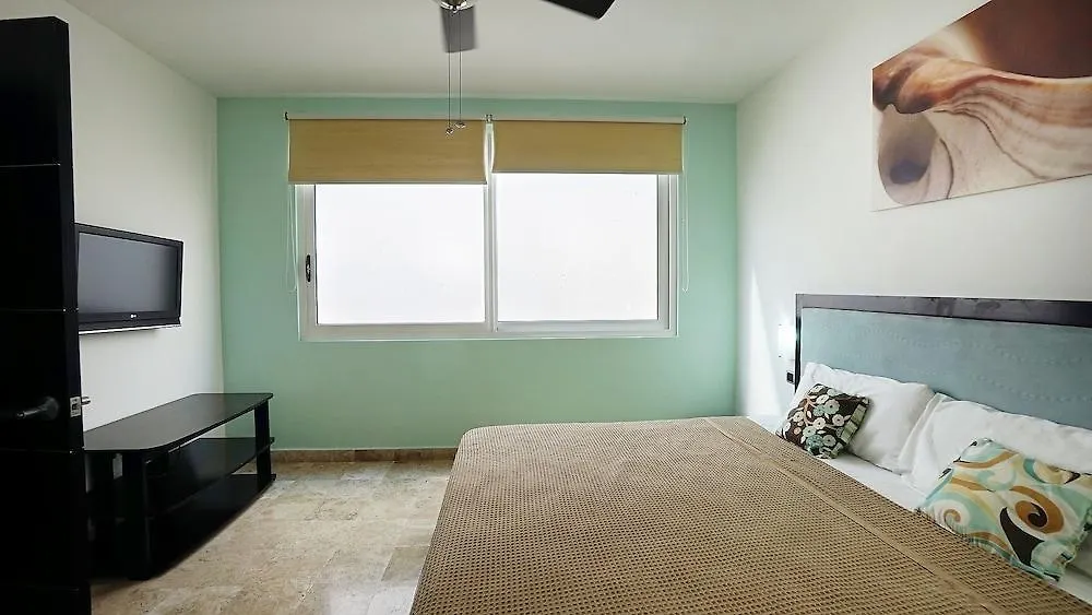 Playa Village Condo By Bvr Playa del Carmen Mexiko